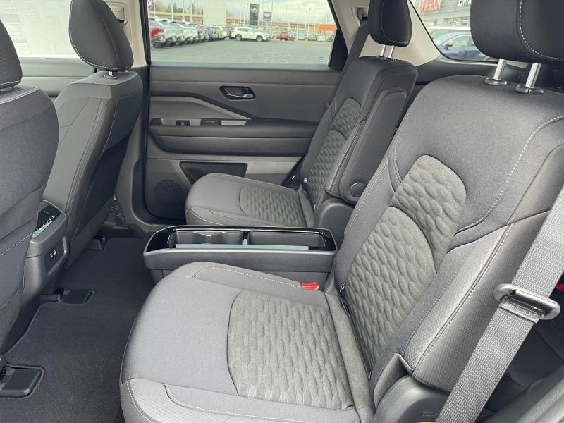 new 2025 Nissan Pathfinder car, priced at $41,809