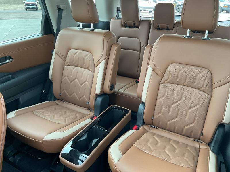 new 2026 Nissan Pathfinder car, priced at $49,884
