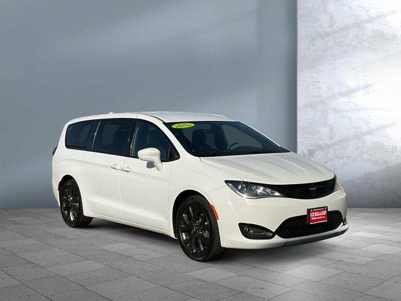 used 2019 Chrysler Pacifica car, priced at $12,966