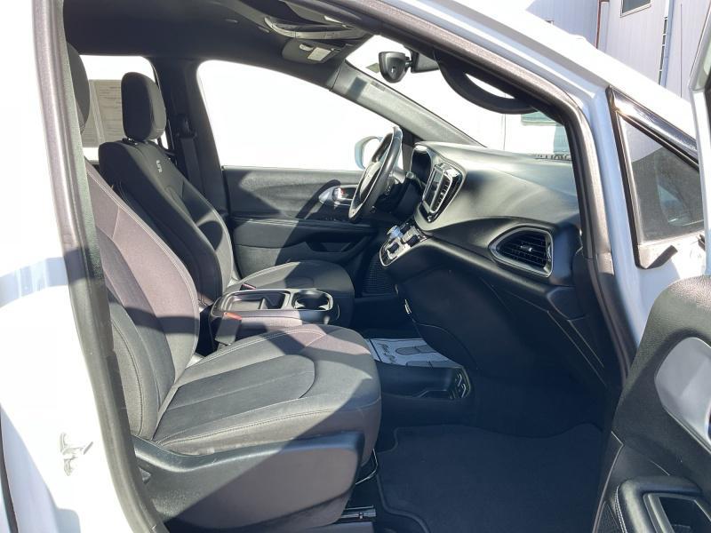 used 2019 Chrysler Pacifica car, priced at $12,966