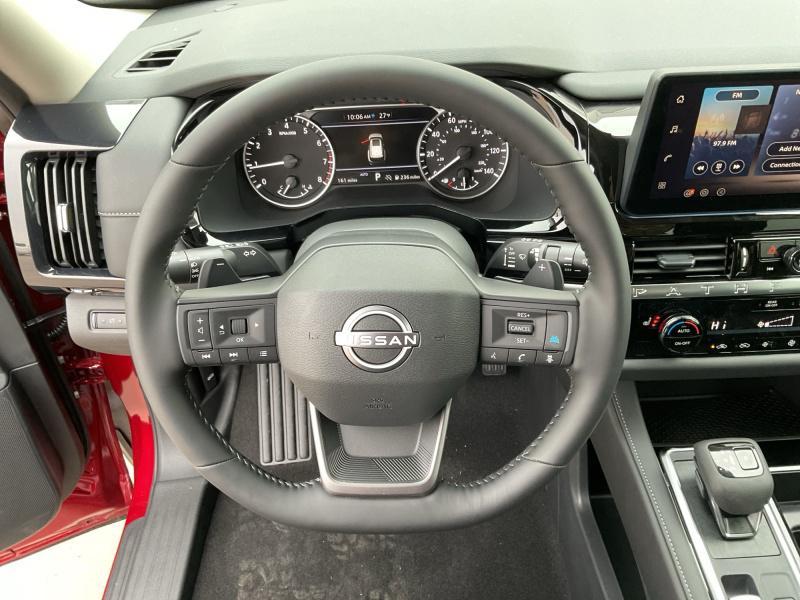 new 2026 Nissan Pathfinder car, priced at $39,359