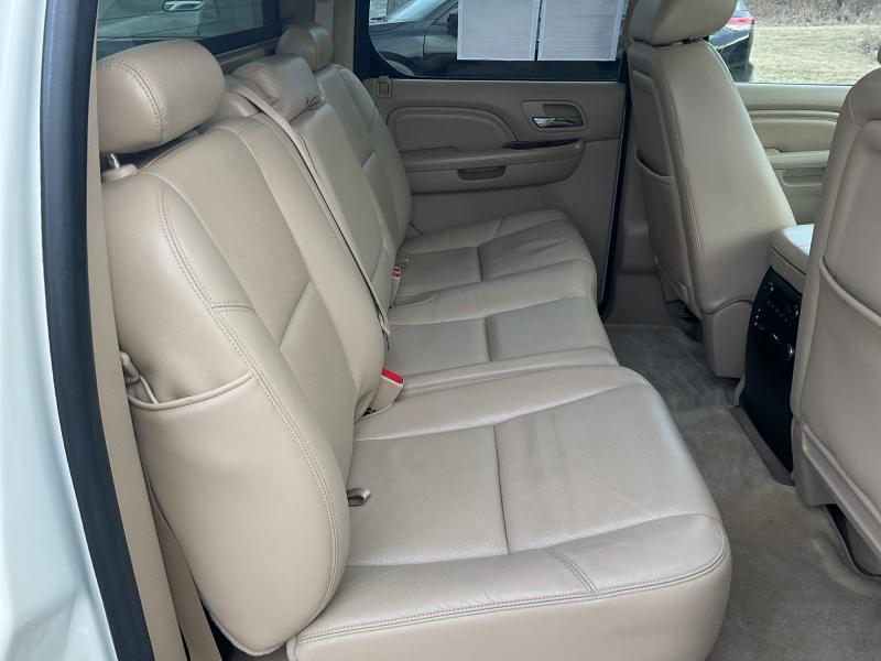 used 2013 Cadillac Escalade EXT car, priced at $15,966