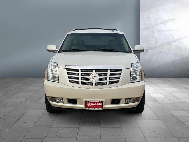 used 2013 Cadillac Escalade EXT car, priced at $15,966