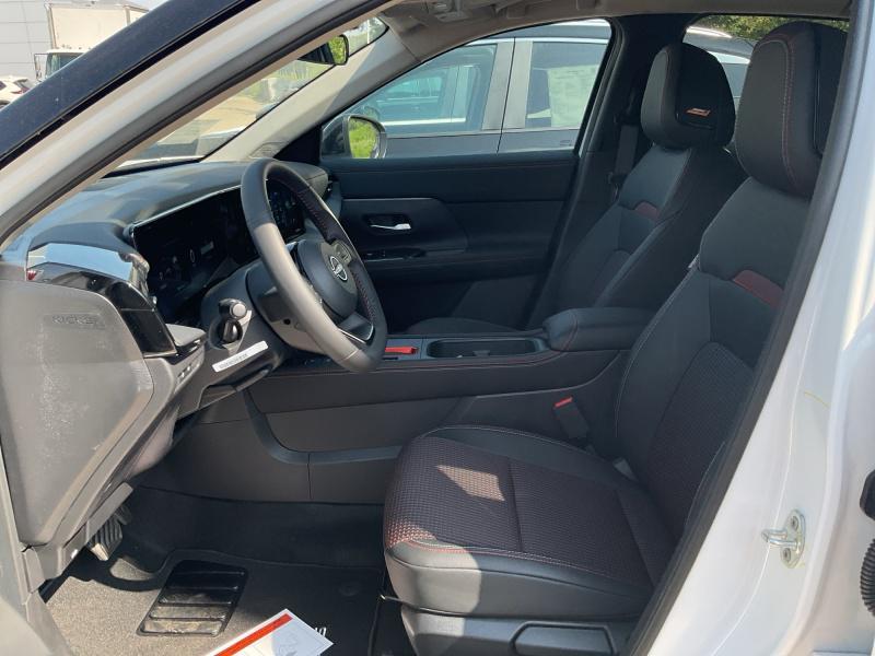 new 2026 Nissan Kicks car, priced at $31,484