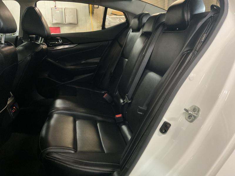 used 2023 Nissan Maxima car, priced at $25,944