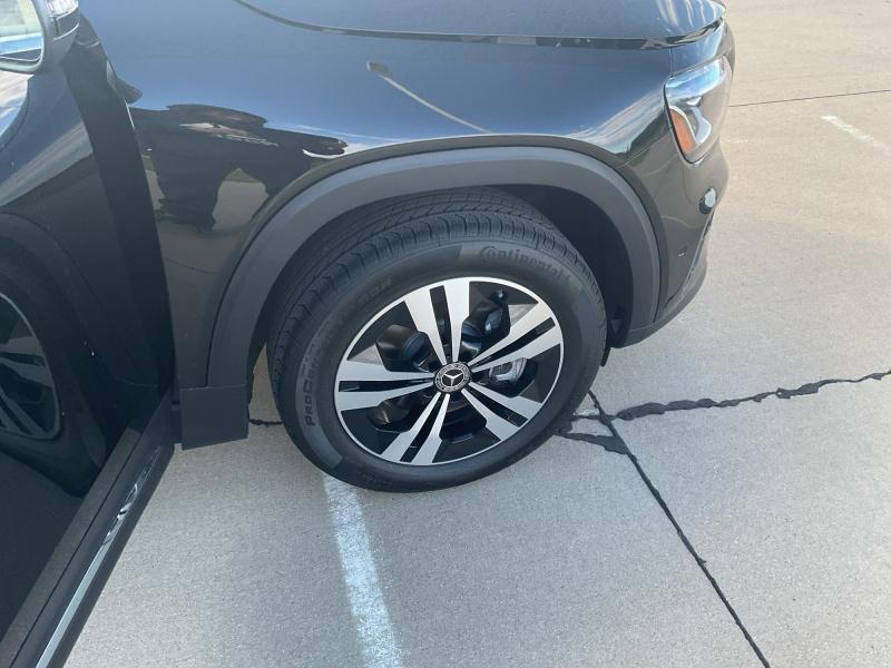 used 2025 Mercedes-Benz GLB 250 car, priced at $39,944