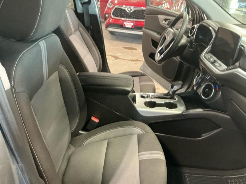 used 2025 Chevrolet Blazer car, priced at $29,944