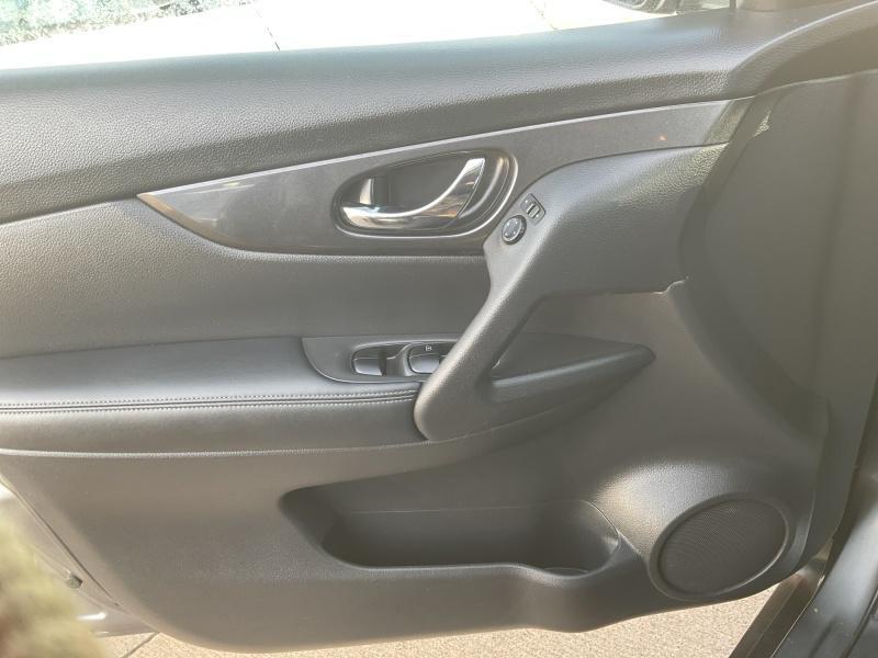 used 2017 Nissan Rogue car, priced at $13,966