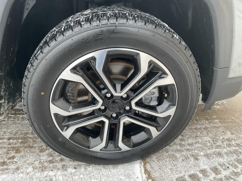 used 2023 Jeep Compass car, priced at $20,911