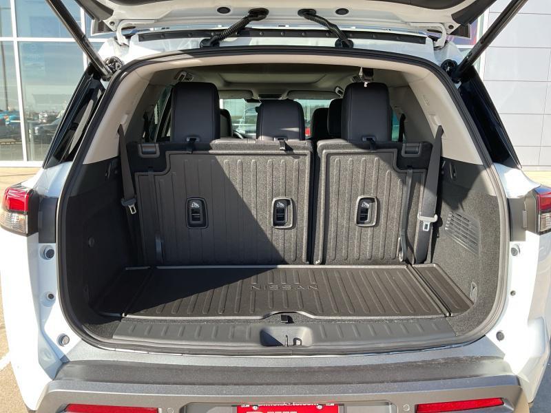 new 2026 Nissan Pathfinder car, priced at $49,789