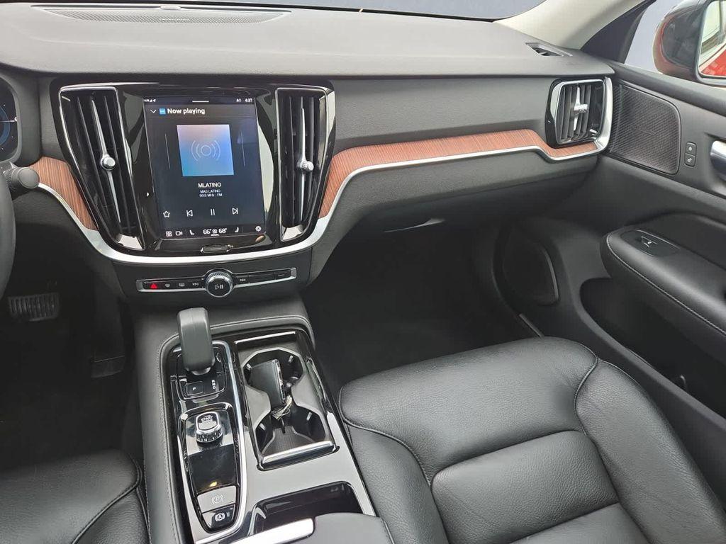 used 2023 Volvo S60 Recharge Plug-In Hybrid car, priced at $31,433