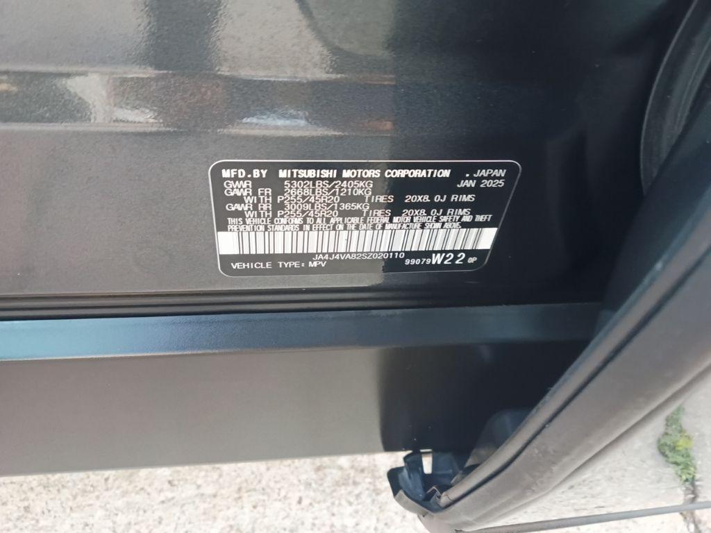 used 2025 Mitsubishi Outlander car, priced at $23,099