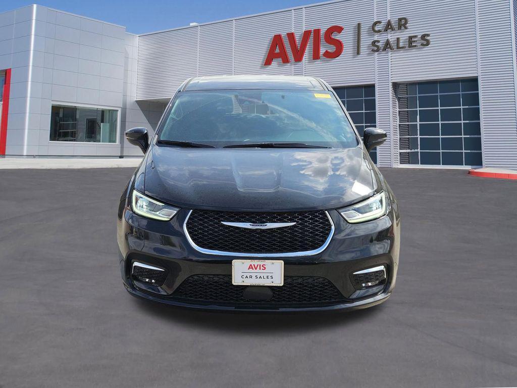 used 2025 Chrysler Pacifica car, priced at $29,639