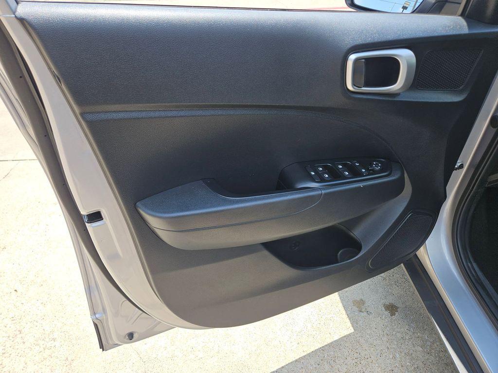 used 2025 Hyundai Venue car, priced at $18,144