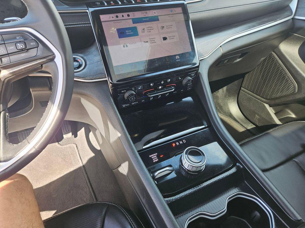 used 2024 Jeep Grand Cherokee L car, priced at $31,499