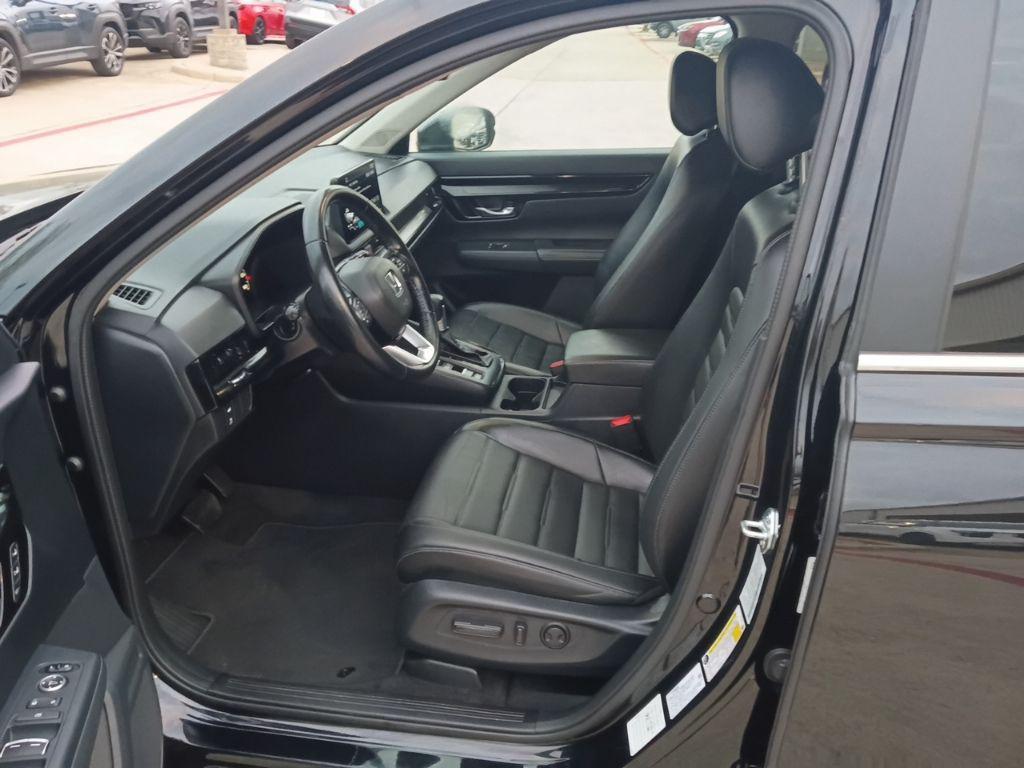 used 2025 Honda CR-V car, priced at $27,599