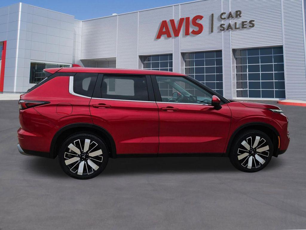 used 2025 Mitsubishi Outlander car, priced at $23,899