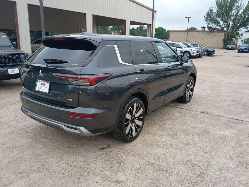 used 2025 Mitsubishi Outlander car, priced at $23,489