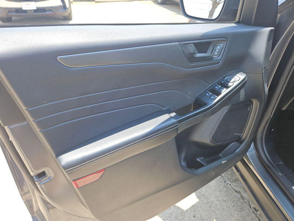 used 2025 Ford Escape car, priced at $19,424