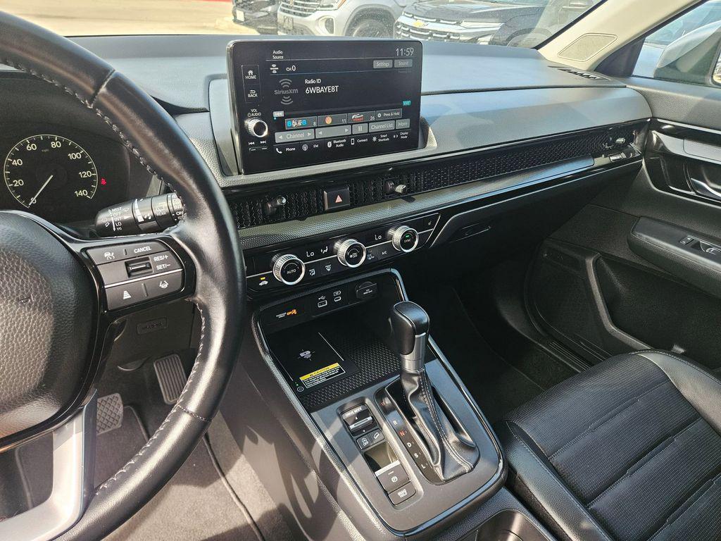 used 2025 Honda CR-V car, priced at $31,699