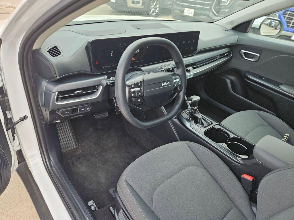 used 2025 Kia K4 car, priced at $19,099