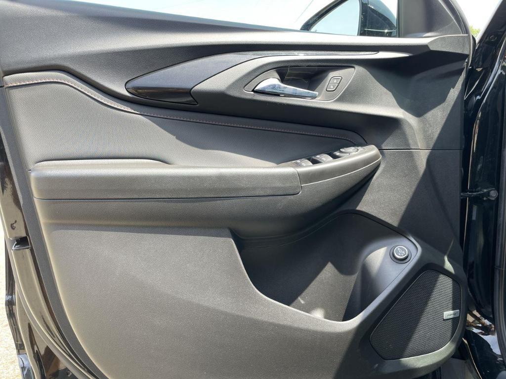 2021 Mosaic Black Metallic Chevrolet Trailblazer