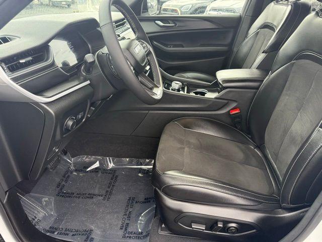 used 2024 Jeep Grand Cherokee car, priced at $34,429