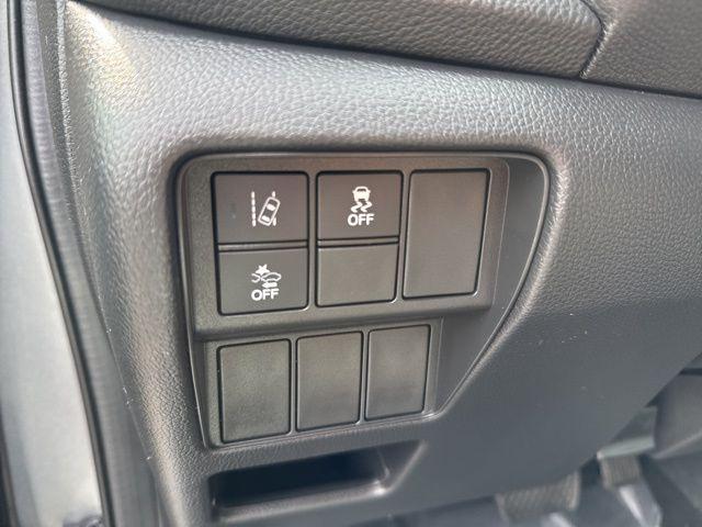 used 2018 Honda CR-V car, priced at $17,300