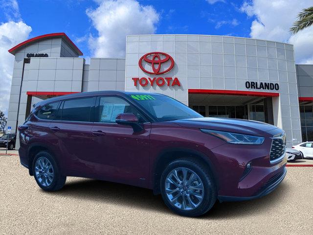 used 2024 Toyota Highlander car, priced at $44,977