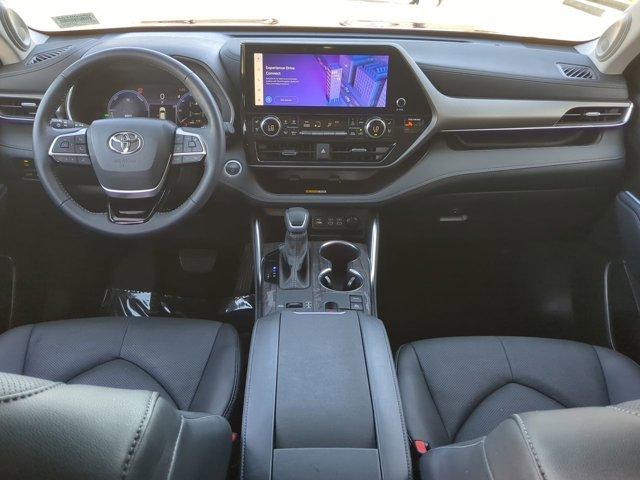 used 2024 Toyota Highlander car, priced at $44,977