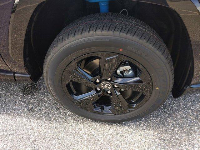 new 2021 Toyota RAV4 Hybrid car