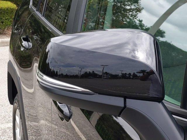 new 2021 Toyota RAV4 Hybrid car