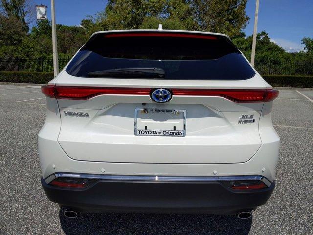 new 2021 Toyota Venza car