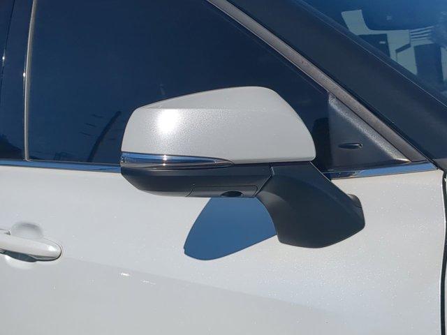 used 2023 Toyota Highlander car, priced at $35,977