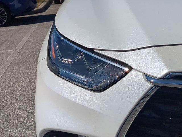 used 2023 Toyota Highlander car, priced at $35,977