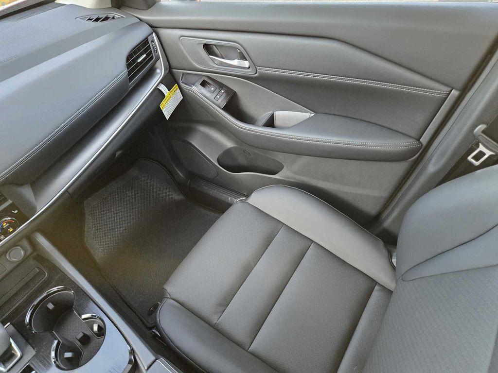 new 2026 Nissan Rogue car, priced at $33,059