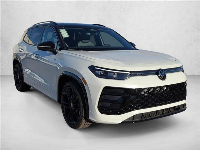 new 2026 Volkswagen Tiguan car, priced at $39,152