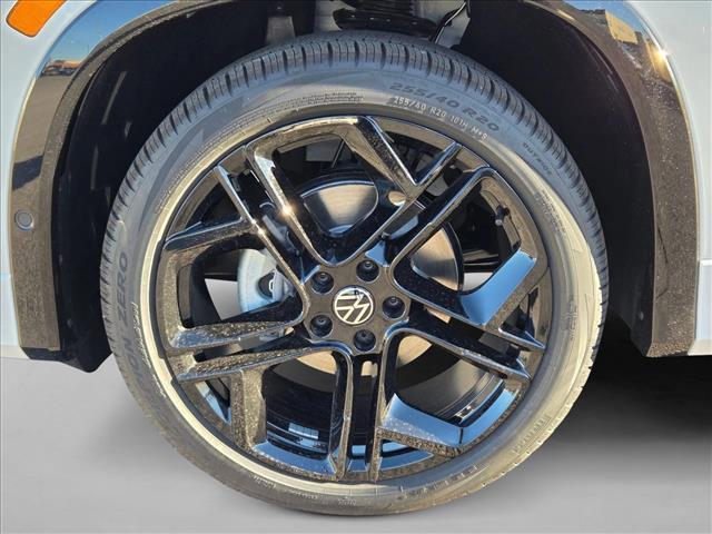 new 2026 Volkswagen Tiguan car, priced at $39,152