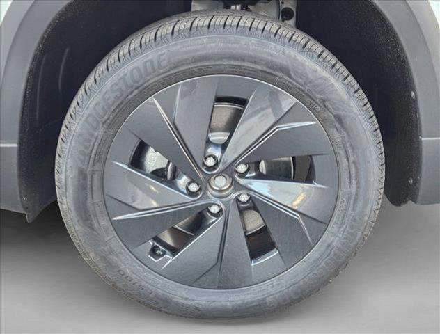 new 2026 Volkswagen Taos car, priced at $27,880