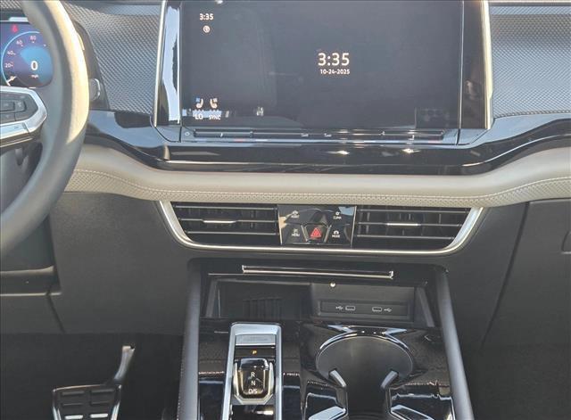 new 2026 Volkswagen Atlas Cross Sport car, priced at $50,245