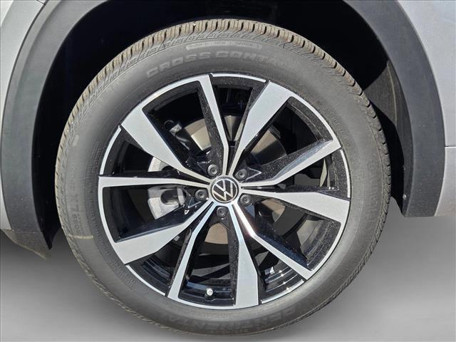 new 2026 Volkswagen Atlas car, priced at $55,044