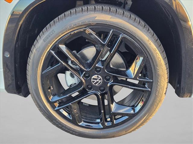 new 2026 Volkswagen Tiguan car, priced at $38,757