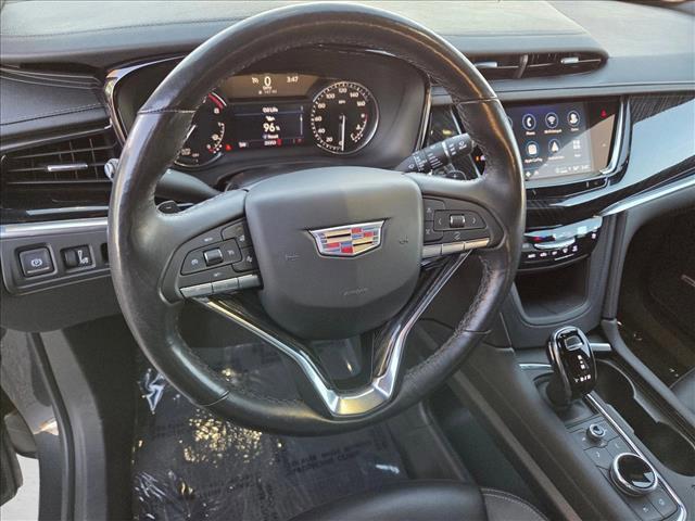 used 2022 Cadillac XT6 car, priced at $33,310