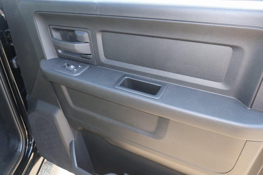 new 2025 Ram 2500 car, priced at $71,645