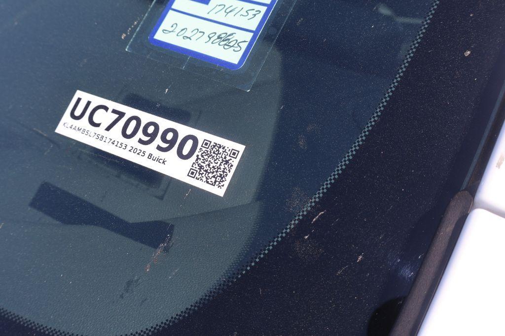 used 2025 Buick Encore GX car, priced at $24,595