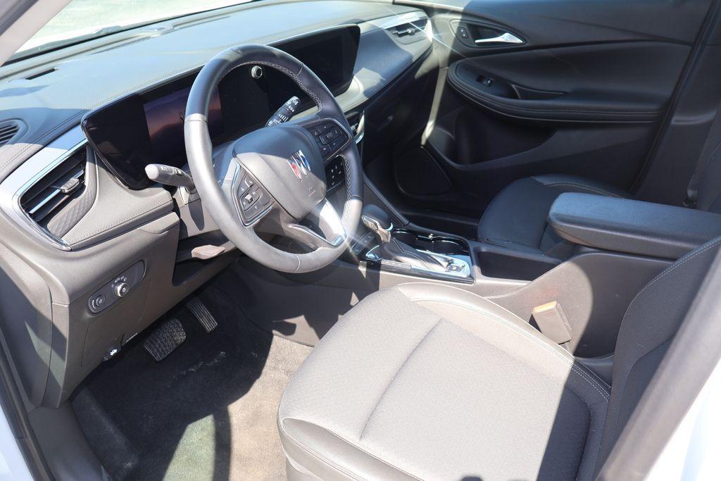 used 2025 Buick Encore GX car, priced at $24,595