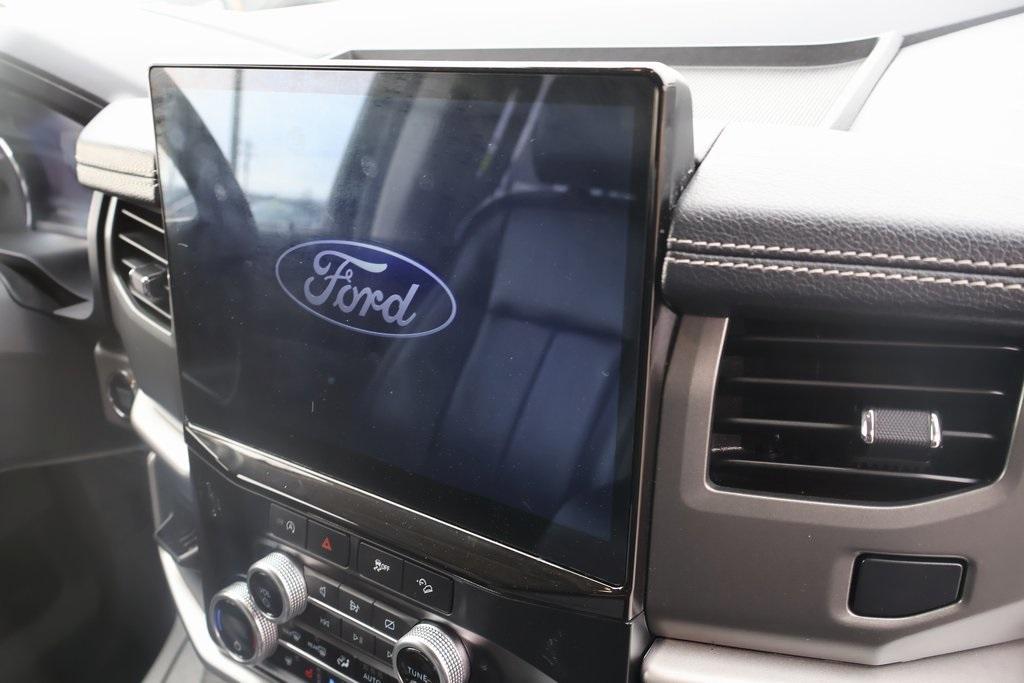 used 2024 Ford Expedition car, priced at $50,995