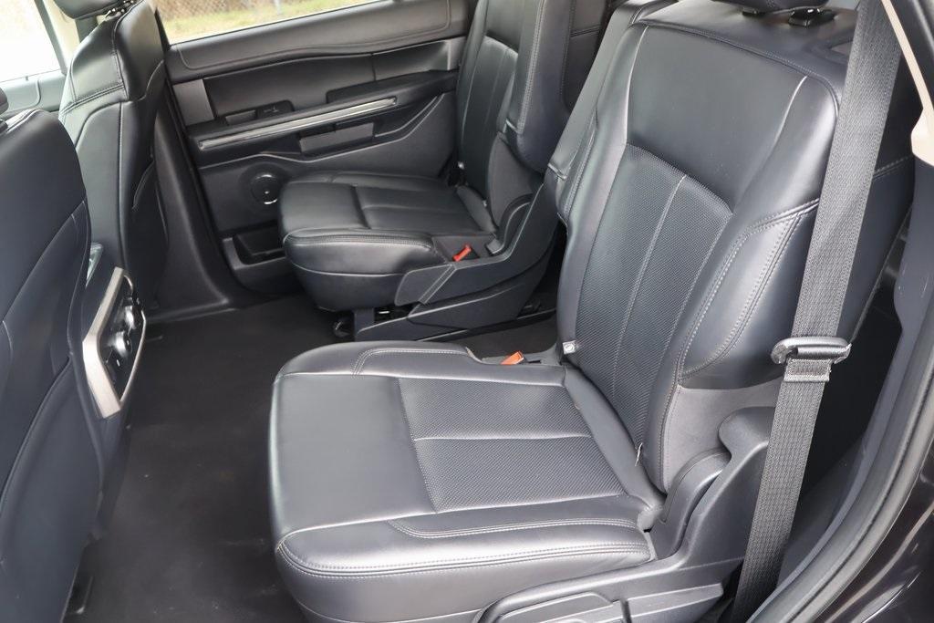 used 2024 Ford Expedition car, priced at $50,995
