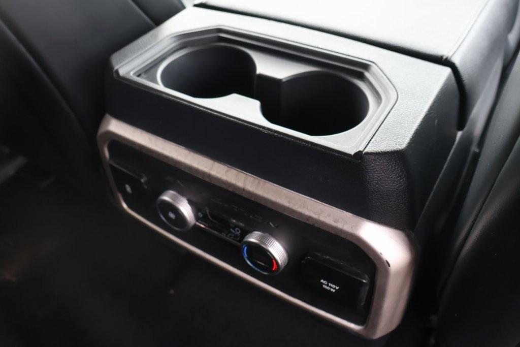 used 2024 Ford Expedition car, priced at $50,995