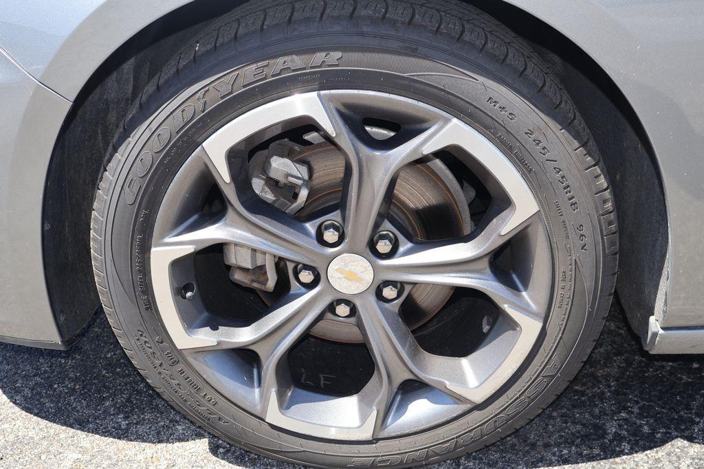 used 2024 Chevrolet Malibu car, priced at $22,457